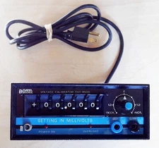 Datel Intersil DCV Calibrator / Used / Good Condition