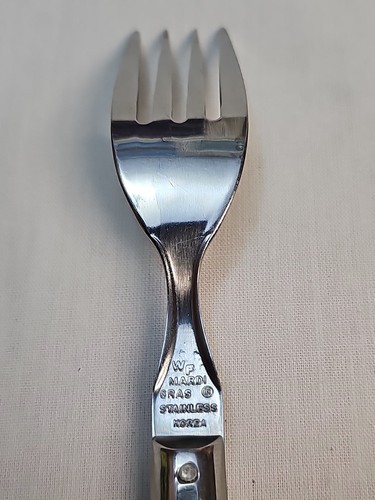MARDI GRAS Washington Forge WF Cherry Red Flatware 1 piece Korea Vtg Salad Fork - Picture 6 of 6