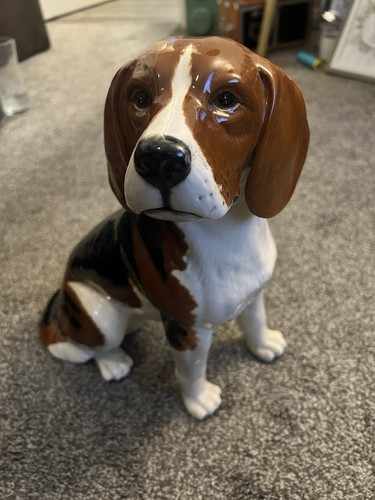 BESWICK BEAGLE NO:2300 BY ALBERT HALLAM 1969-1983 FIRESIDE DOG (Mint) - Picture 2 of 6