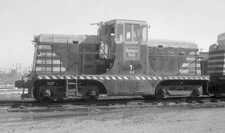 Burlington Northern GE 44 Ton No. 1 Galesburg, IL 1970 8 x 10 Photo