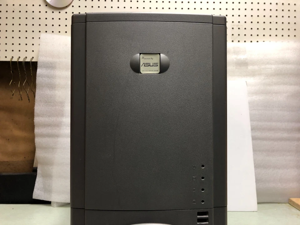 Estuche para computadora Antec Solution SLK3700AMB gris torre media ATX mediados de la década de 2000 - usado Foto 4 de 4