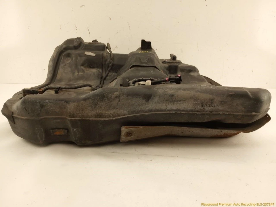 Mitsubishi Eclipse Spyder Fuel Gas Storage Reservoir Tank Fits 2000-2001 00 01 Foto 4 de 4