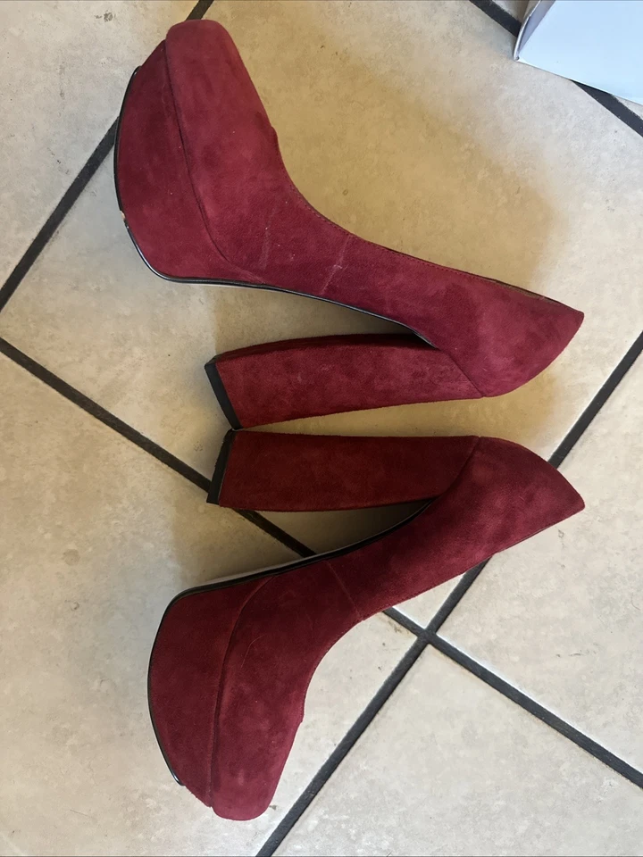 Tacones altos de cuero rojo para mujer talla 37 Foto 2 de 4