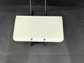 B3619 Nintendo new 3DS console White Japan w/pen DL game x