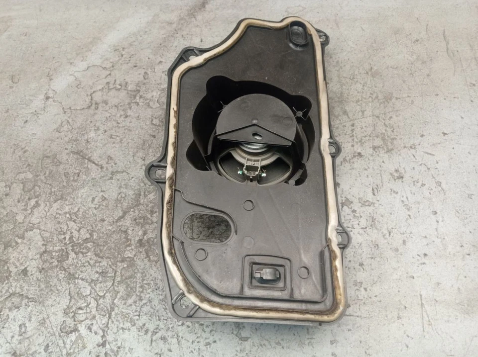 Caja Altavoz Trasero Derecho PEUGEOT 207 CC (WD) 1.6 16V 9680062380 Foto 4 de 4