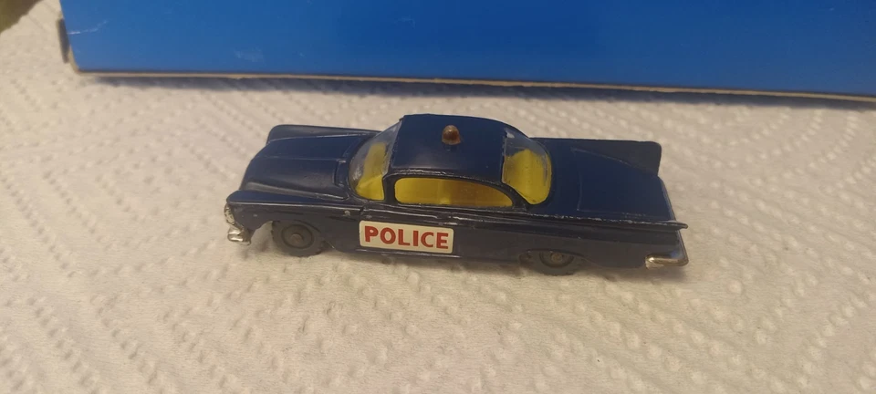 Coche de policía Husky vintage, hecho en Gran Bretaña, buen estado Foto 3 de 4