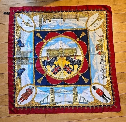 Bufanda vintage corbata Londres hecha en Italia - Arte de la bufanda roja 30"X30"