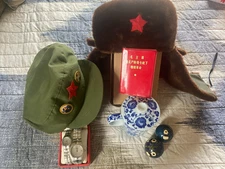 China Class set - Red Book, Genuine Peoples Liberation Army Hat-A Geo Cache Find
