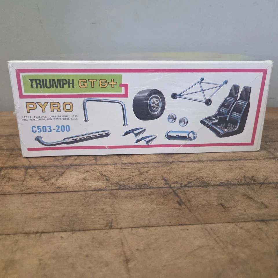 Vintage 1969 Triumph GT6+ Coupe Pyro Plastics 1:25 Model Kit C503-200 Sealed - Image 4 of 4