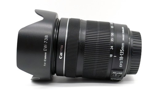 Canon EF-S 18-135mm F/3.5-5.6 IS STM Objektiv für Canon - Bild 1 von 8