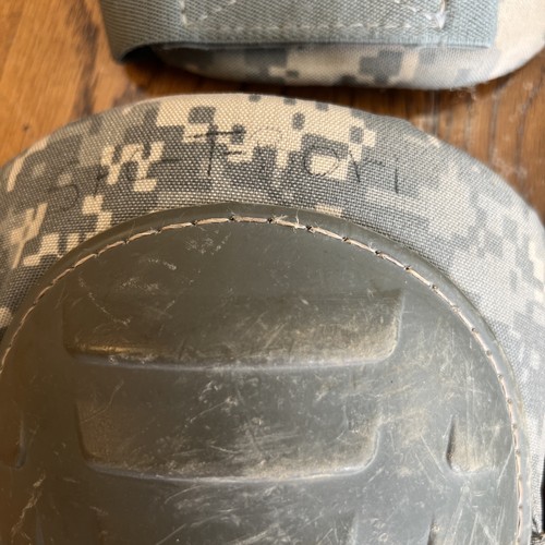 US MILITARY KNEE & ELBOW PADS COMPLETE SET VG - Picture 3 of 7