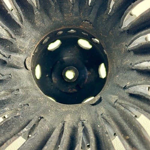 A Set of 4 Italian Alessandro Mazzucotelli Antique Salvaged Iron Lanterns - Picture 6 of 7