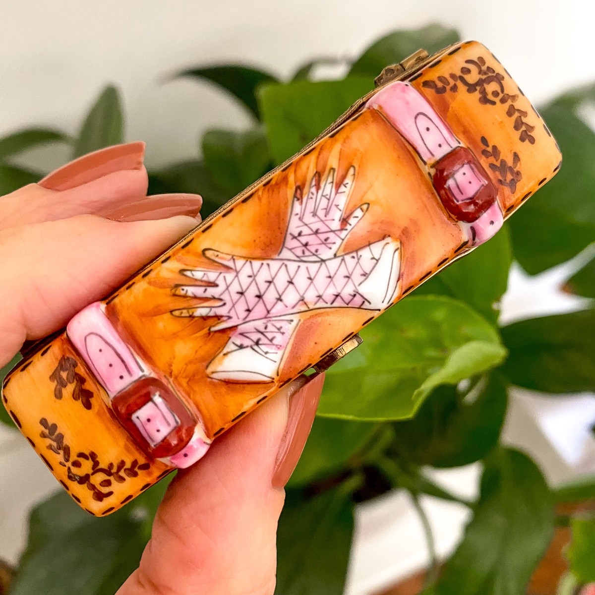 Leqtique Rochechouart 美品 箱 書類あり Rochard LIMOGES Porcelain Glove Box Trinket Box + 'Surprise