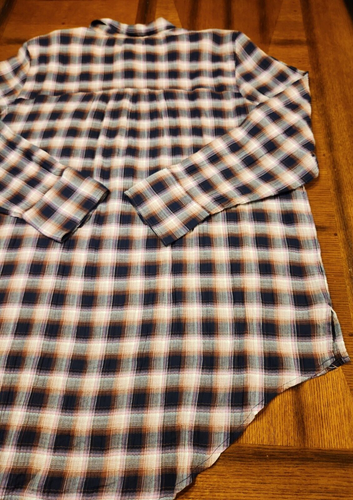 CASLON NORDSTROM WOMENS 1X LIGHTWEIGHT HI-LO BUTTON TUNIC LS NAVY-PINK PLAID NWT - Picture 3 of 11