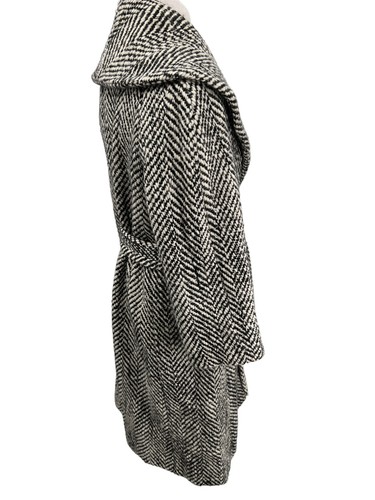 Escada Black & Ivory Belted Mohair & Wool Blend Coat Size 38 US 8 Style 5021525 - Picture 5 of 18