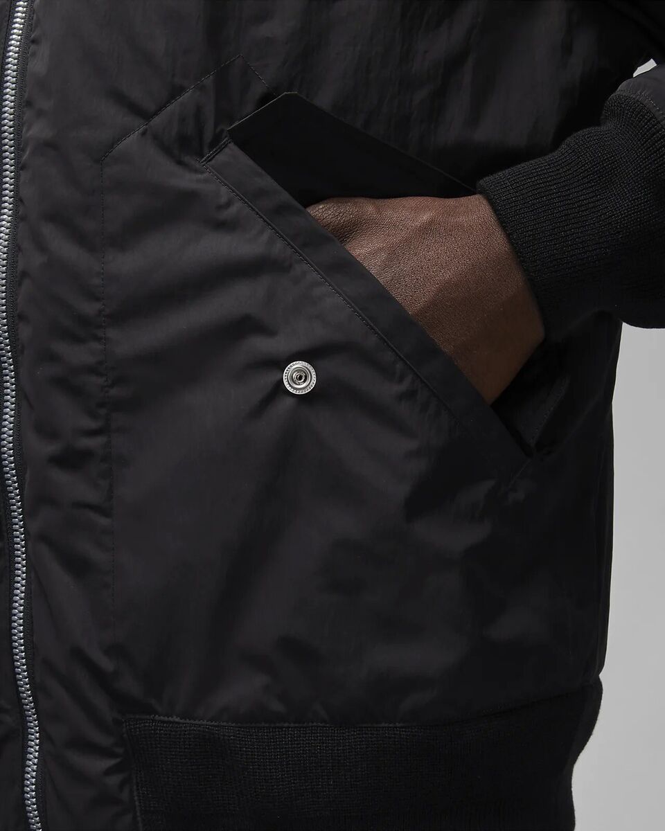 Men's Size L - Jordan Essentials Renegade Jacket (FB7316-010