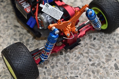 TEAM LOSI MINI-T 2.0 GPM URTI POSTERIORE ARGENTO ALLUMINIO LM060-S - Foto 2 di 3