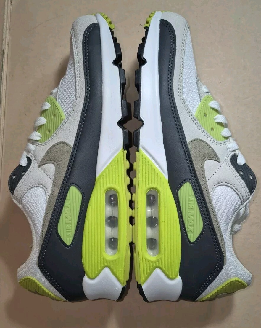 NIKE AIR MAX 90 CYBER DM0029-107 MEN'S SIZES 9.5 & 14 NEW  — product photo 3 of 10