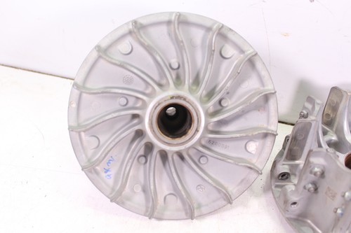 2020 CAN AM MAVERICK X3 XRC TURBO RR PRIMARY DRIVE CLUTCH 420280598 - Picture 3 of 12