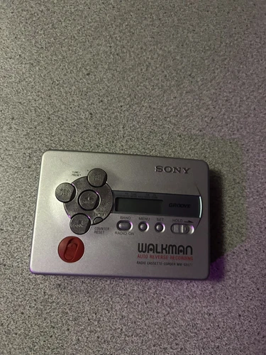 Vintage Sony Walkman WM-GX677 Personal Cassette Tape Player/Recorder Full Metal