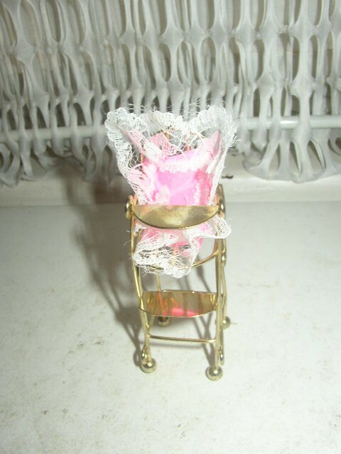 Picture 4 of 9