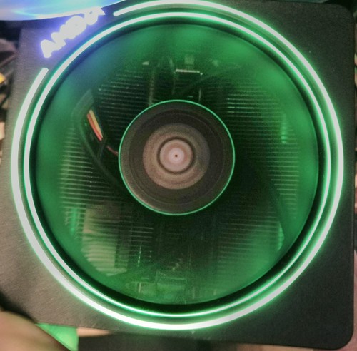 AMD Ryzen Wraith Max RGB AM4 CPU Kühler - Bild 2 von 4