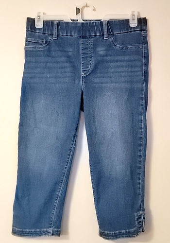 Kim Rogers - Women's Tummy-control, Pull-on, Stretch Denim Capri Pants (size 10)