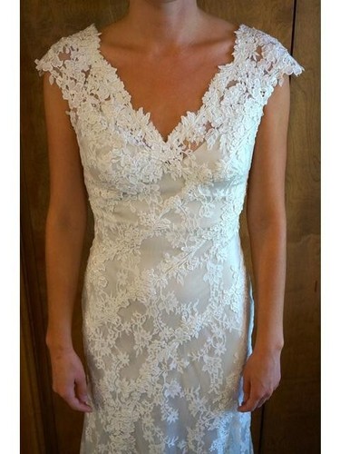 Allure Couture Elegant Wedding Gown P952 - Size 18 - Picture 1 of 11