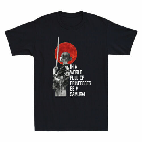 In A World Full Of Princesses Be A Samurai Blood Moon Vintage Men's T-Shirt - Picture 1 of 7