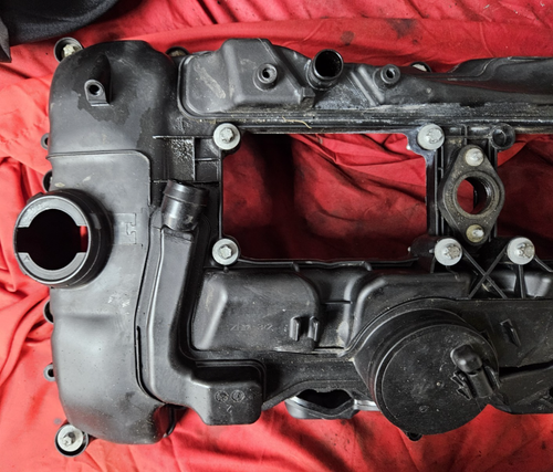 2011-2017 BMW X3 x1 x4 x5 x6 M2 M235i 740i 640i 535i Valve Head Cover 7570292 - Picture 7 of 12