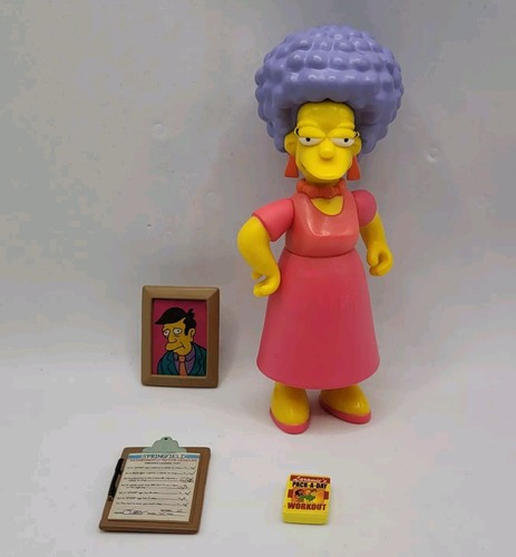 The Simpsons PATTY BOUVIER World of Springfield Playmates - Bild 1 von 4