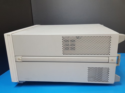 Keysight E5071C: Network Analyzer 100 kHz to 8.5GHz W/Opt.  019 285 1E5 (0794) - Picture 6 of 9