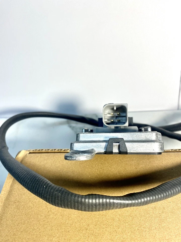 New Cummins NOx Sensor 4326867 Nitrogen Oxide Sensor Replace Oem 4326867RX - Image 2 of 4