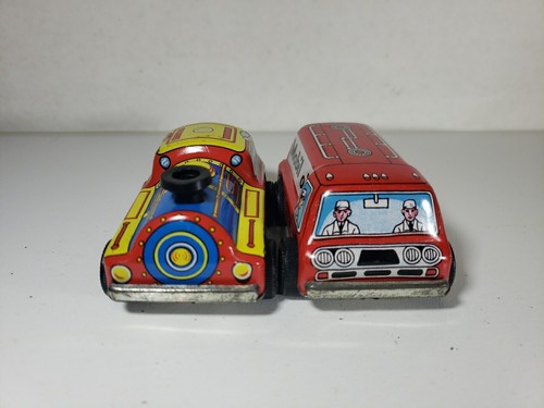 2 Vintage Sanko Tin Toy Race Cars Train Engine & Mobil Oil Truck Japan STP Shell - Picture 4 of 8