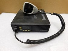 MOTOROLA MaxTrac 300 2 Way Radio w/ Mic -- D43MJA7DA5CK -- ABZ89FT3730