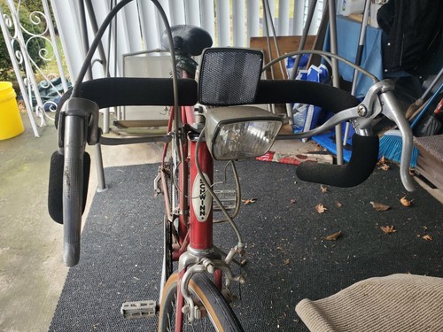 Schwinn Varsity 1977 10 Speed Bike, Red, GN534523 24'' Frame - Picture 12 of 12