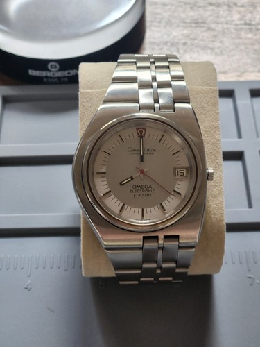 Omega Constellation, Super Rare D Shape, electronic F300hz, 1970s masterpiece  - Afbeelding 12 van 12