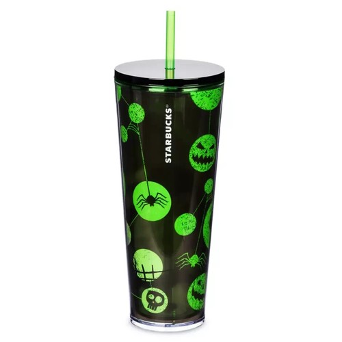 Disney The Nightmare Before Christmas Starbucks® Becher mit Strohhalm in der Hand - Bild 6 von 7