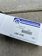 L000 9145 Mopar Sylvania 9145 H10 Front Fog Light Bulb