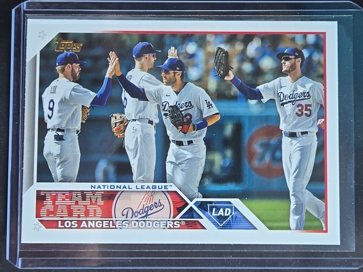 2023 Topps Gold Mirror Parallel Variation Los Angeles Dodgers Team Card