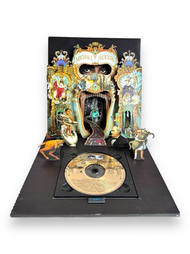Michael Jackson: Dangerous - Collector’s Edition Pop-Up Book/CD • First Printing - Picture 5 of 24