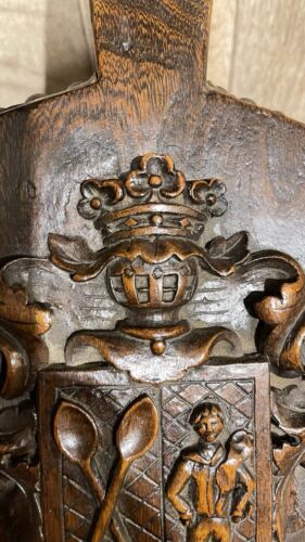 18th Century Elm Bellows Carved Crest Probably Irish 3 Leaf Clover 2 Spoons Ect - Picture 2 of 15