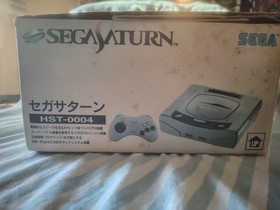 Sega Saturn HST0004 Grey Console +  2 controllers & 4-in-1 Cart  *TESTED*