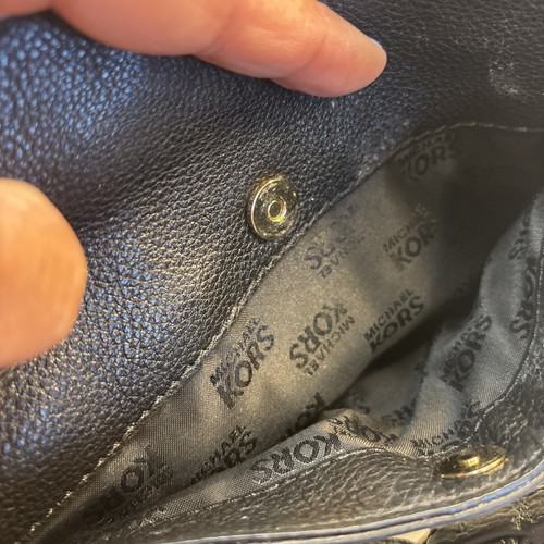 Bandolera Michael Kors 'Hamilton' de cuero negro con detalles dorados - Imagen 10 de 17