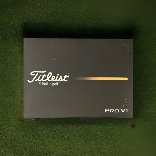 Titleist ProV1 Dozzina di palline da golf - quattro manicotti a 3 palline - mai aperti - nuovissime