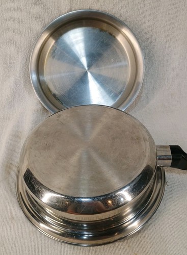 CARICO Nutri-Tech 304SS Saucepan With Lid USA 1 1/2 quart 9" Stainless Steel - Picture 6 of 9