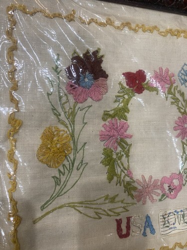 SELLO DE AMOR 1982 de colección bordado crewel acabado enmarcado con sello real floral - Imagen 2 de 15
