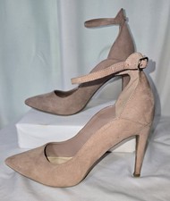 Marc Fisher LTD Suede Pointed Toe Block Heel Pumps Neutral Beige 8M Retails 160