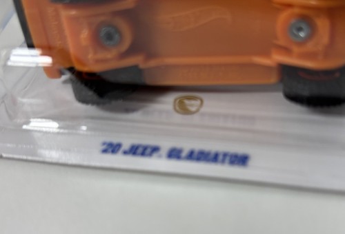 Jeep Gladiator 20 Hot Wheels Super Treasure Hunt con paquete protector por favor leer - Imagen 3 de 6