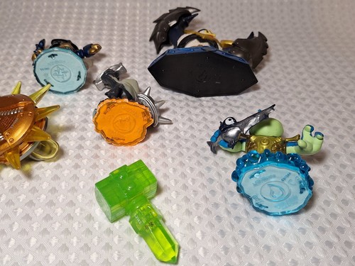 Skylanders Lot of 10 Parts Skylander Figures Activision - Picture 14 of 15